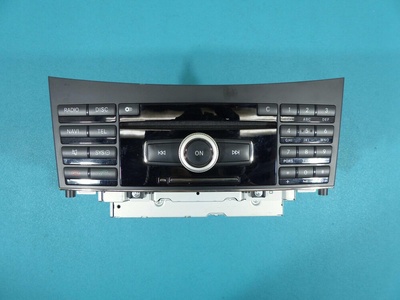 A2129068800 радио навигация навигация мерседес е c207 w207 w212