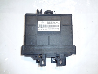 01M927733HH гольф iv 2.3 v5 блок управления кпп
