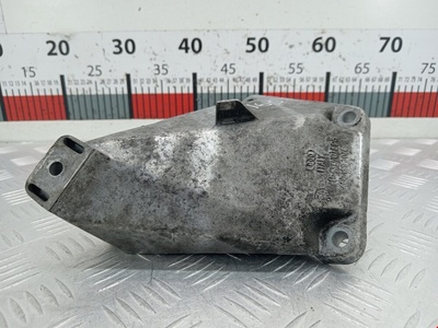 4B0199307C Кронштейн (крепление) двигателя (лапа крепления) Audi A6 C5 (1997-2005) 2000 ,4B0199305C