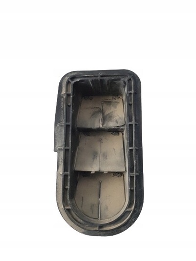 6293052010 решётка вентиляции правая задняя prius c aqua