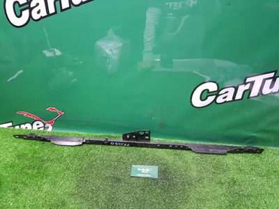 8K0805629D Кронштейн AUDI A4 B8 2014