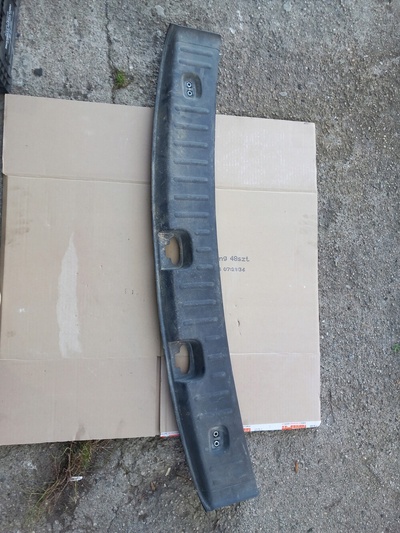 Крышка порога багажника volkswagen caddy 2k0864583