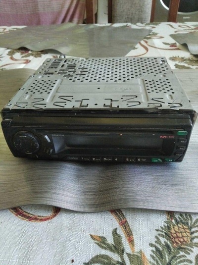 Радио автомобильные clarion drb4575r