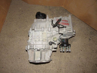 68240450AC Раздаточная коробка Jeep Wrangler JL 2022