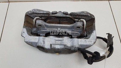 4G0615124E Суппорт тормозной передний правый VAG A7 (4G8) (2011 - 2018)