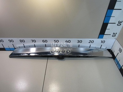 68083083AA Накладка двери багажника Chrysler Grand Cherokee (WK2) 2010 купить бу по цене 14068 руб. Z34391289 - iZAP24