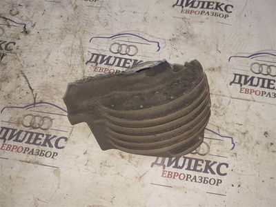 8R0511539B пыльник Audi Q5 2010