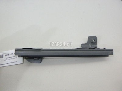 822161852R Направляющая стекла двери Renault Duster II 2021