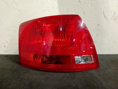 8E9945095E Фонарь задний Audi A4 B7 2006
