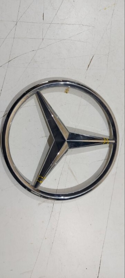 A0008171016 Эмблема Mercedes-Benz C-Class 2014-2018 , MD550093E1000