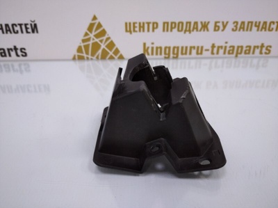5E0807595 Кронштейн форсунки омывателя Skoda Octavia A7 5E3 до Рестайлинг 2013-2017
