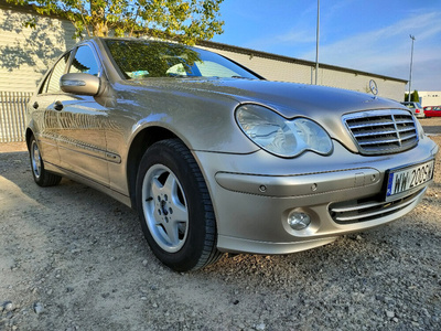 Mercedes - benz 2005 седан рестайлинг / 1.8 компрессор