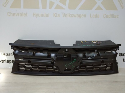 623103564R Решетка радиатора Renault Duster 1 HSA/M Рестайлинг 2015-2021