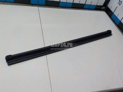 5736A140 Уплотнитель стекла двери Mitsubishi ASX 2010