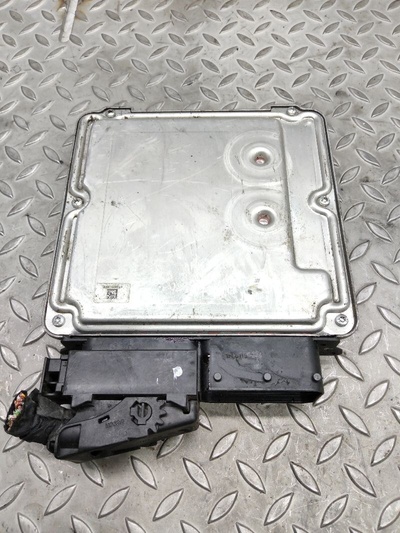 04l907309l Блок управления двигателем Audi A4 2016