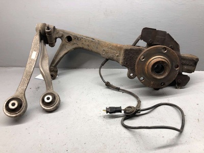 8D0407258AL Ступица передняя правая Audi A4 B5 (S4,RS4) 1998 , 8D0407615E, 8D0407258S
