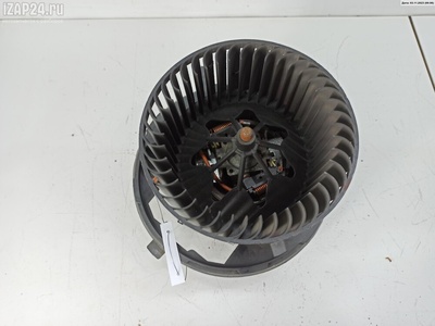 1K1820015L Двигатель отопителя (моторчик печки) Audi Q3 8U (2011-2018) 2012