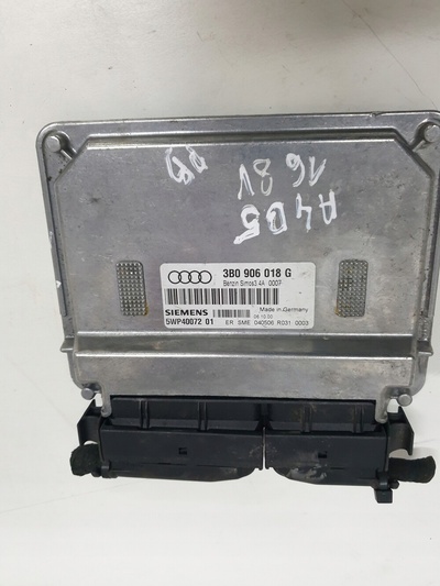 3B0906018G блок управления двигателя audi a4 b5