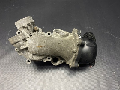 079121115AQ корпус регулятора жидкости audi a6 a7 a8 4.0 tfsi