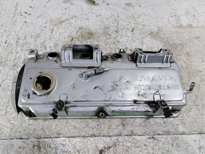 MN137477 Крышка клапанная Mitsubishi Outlander 1 CU0W 2003-2006