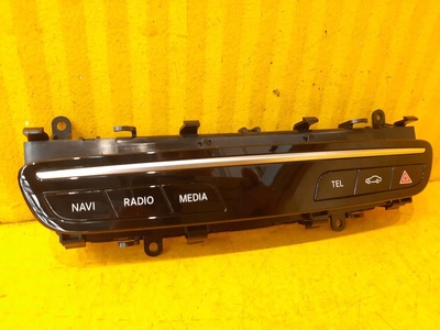 A2059055811 мерседес c w205 панель радио навигация