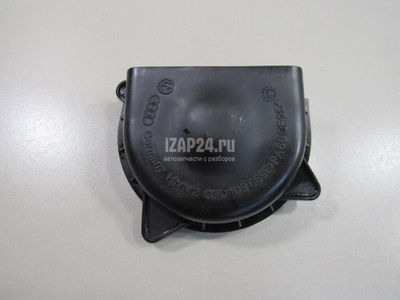 03C103669H Кожух VAG Golf Plus (2005 - 2014)