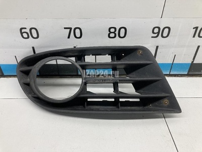 5M0853665C Решетка на противотуманную фару VAG Golf Plus (2005 - 2014)