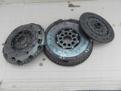 31492162 volvo s60 v60 ii v40 cc рестайлинг 2.0 d d2 d3 колесо двухмассовый кулачковое сцепление