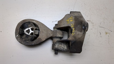 Подушка крепления двигателя Opel Meriva 2010- 2011