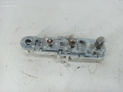 8D9945257 Плата фонаря заднего правого Audi A4 B5 (1994-2001) 1996