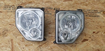 57010171AD фара переднее джип cherokee liberty kk передняя 2шт