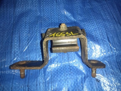 8972557760 подушка двигателя ISUZU ELF NKR81L