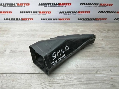 4F0129521B Воздухозаборник AUDI A6 C6 2004