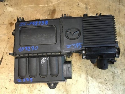 Z68018780F Корпус воздушного фильтра MAZDA 3 BL 2009