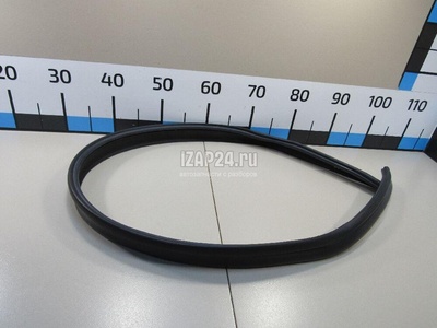 51767239145 Уплотнитель капота BMW 1-serie F20/F21 (2011 - 2019)