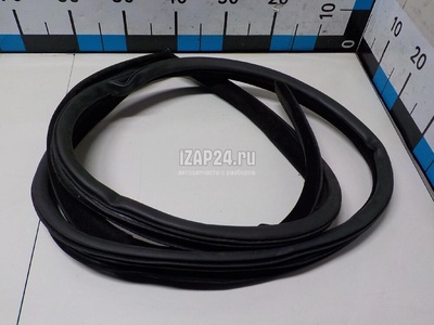 LR067427 Уплотнитель двери Land Rover Range Rover IV 2013