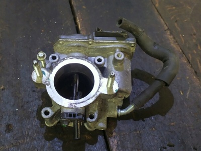 S550136B0 дросельная заслонка mazda 2 cx3 1.5d