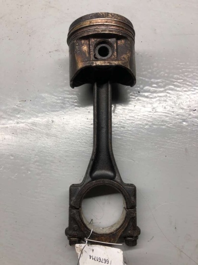 030107065CM Поршень Volkswagen Polo 3 1999 , 030198401C
