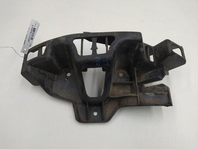 DQN000051 Кронштейн крепления бампера заднего Land Rover Range Rover 2007