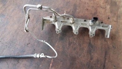 06F133317G Топливная рампа Audi A6 C6/4F 2008 , 06D906051A