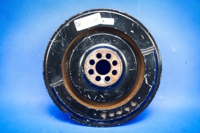 079105251AP шкив вала глушитель audi s6 s7 a8