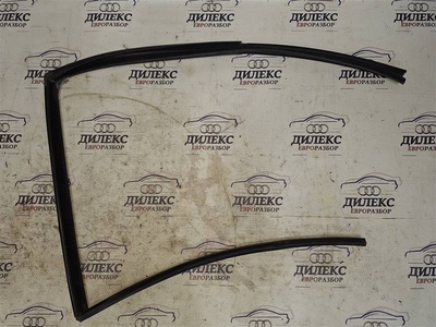 30762959 уплотнитель стекла двери Volvo XC90 2002 > 2005