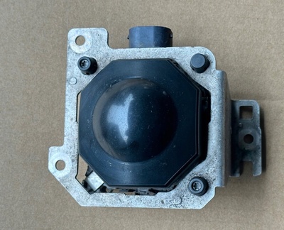 8W0907561F радар acc distronic правая audi a4 b9