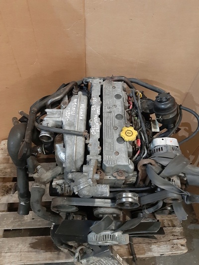 VM41B10972 двигатель в сборе opel frontera а 1997r 2.5 tds vm41b