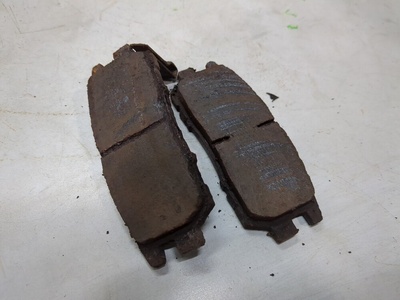 MR389571 Колодки тормозные Mitsubishi Pajero 1990-2000 1998