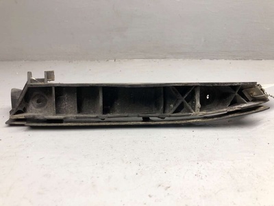 8L0807184D Кронштейн крепления бампера переднего Audi A3 8L 1999