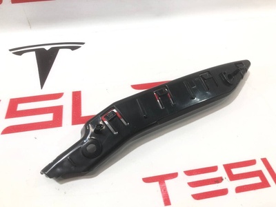 149377000B кронштейн крепления бампера Tesla Model Y 2022 1493770-00-B