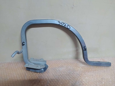 5C6827302D Петля крышки багажника Volkswagen Jetta 6 2016