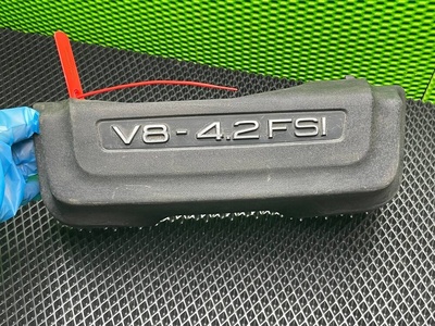 079103927K Декоративная крышка двигателя Audi Q7 4L 2008