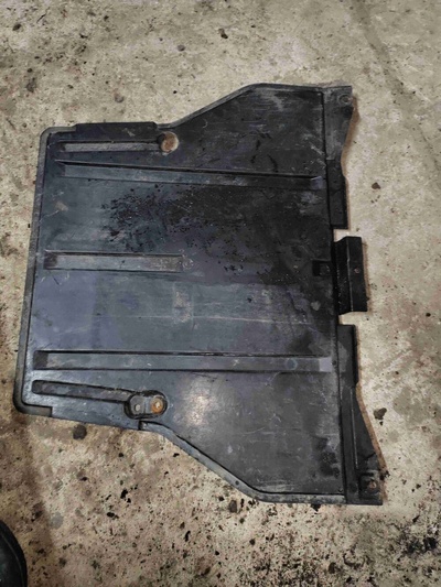 8D0863824 Защита КПП Volkswagen Passat B5 2001
